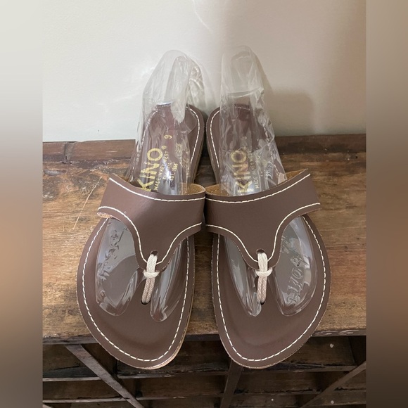 Kino-Lily        Women's Brown Sandals- Handmade - Picture 2 of 4